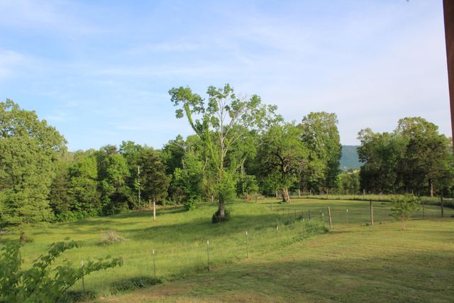 658 Stone Road, Benton, TN 37307