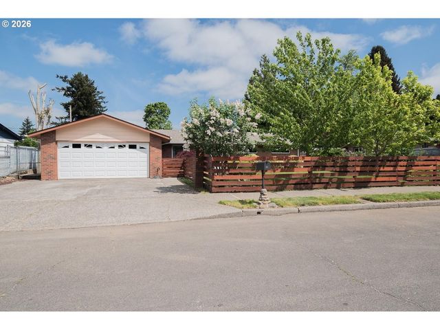 18411 Ne DAVIS St, Portland, OR 97230