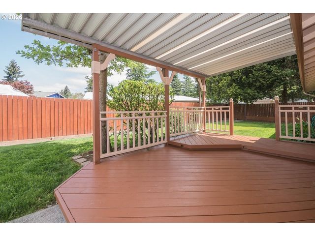 18411 Ne DAVIS St, Portland, OR 97230