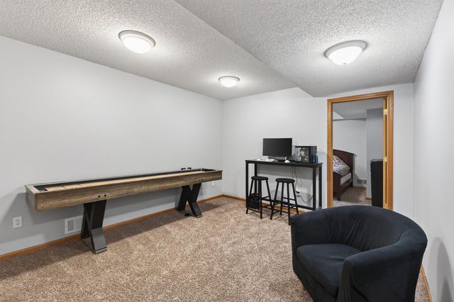 5865 200th Street W, Farmington, MN 55024