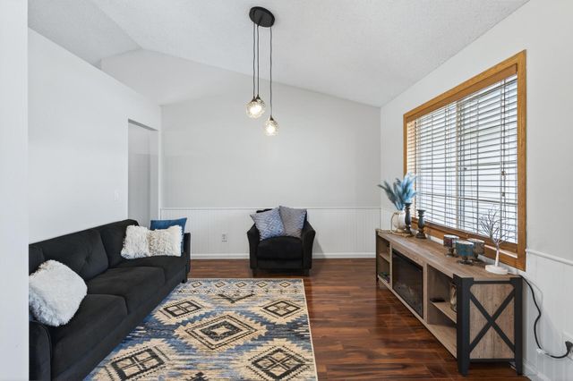 5865 200th Street W, Farmington, MN 55024