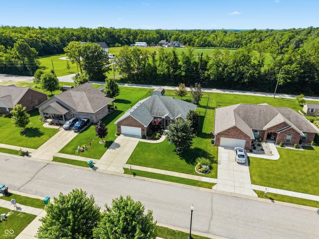 4945 E Daisy Lane, Mooresville, IN 46158