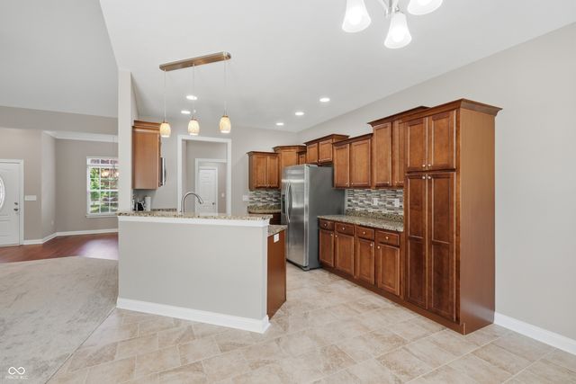 4945 E Daisy Lane, Mooresville, IN 46158
