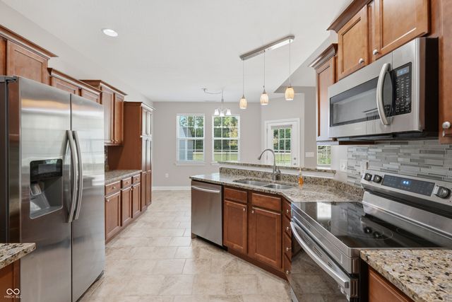 4945 E Daisy Lane, Mooresville, IN 46158