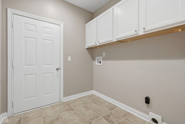 4945 E Daisy Lane, Mooresville, IN 46158