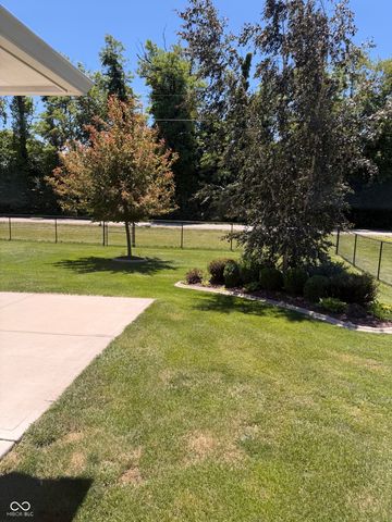 4945 E Daisy Lane, Mooresville, IN 46158