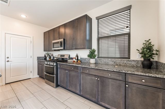 6912 Boulder Canyon Street, North Las Vegas, NV 89084