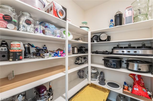 6912 Boulder Canyon Street, North Las Vegas, NV 89084