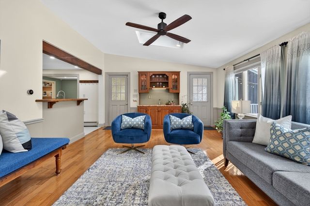 40 Chandler Cir, Andover, MA 01810