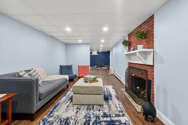 40 Chandler Cir, Andover, MA 01810