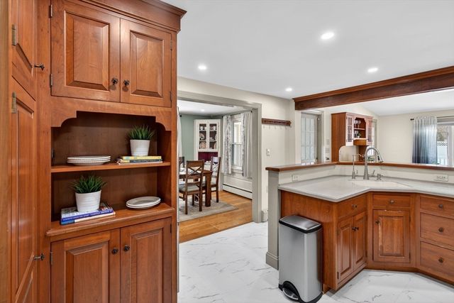 40 Chandler Cir, Andover, MA 01810