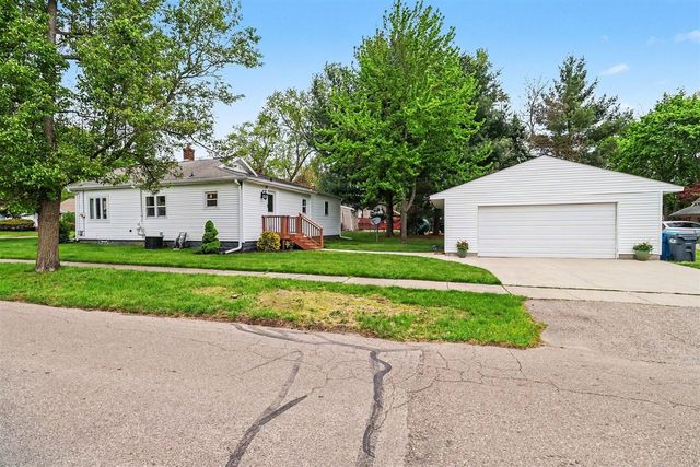 3639 Adams Street, Kalamazoo, MI 49008
