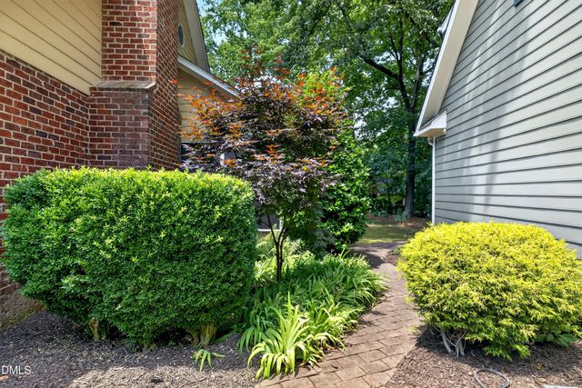 103 Prestwick Place, Cary, NC 27511
