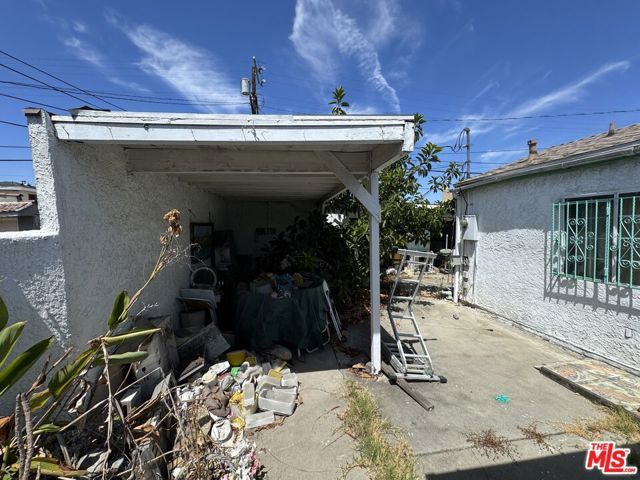 1725 S Highland Avenue, Los Angeles, CA 90019
