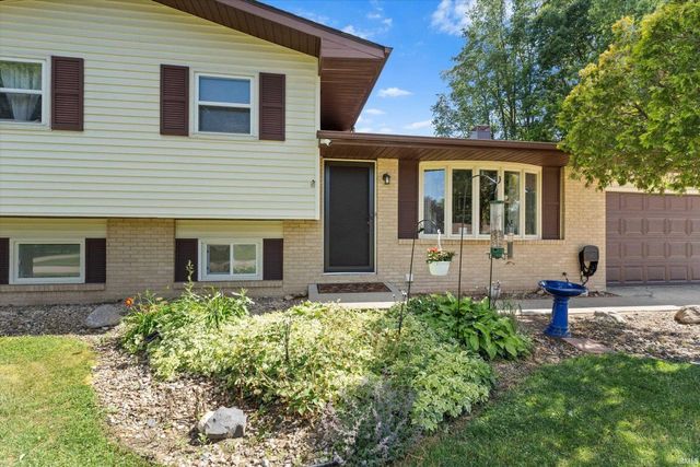 12728 Vicki Lane, Granger, IN 46530