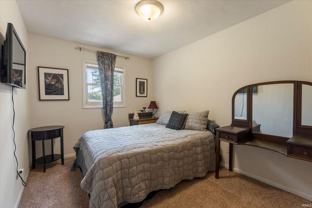 12728 Vicki Lane, Granger, IN 46530