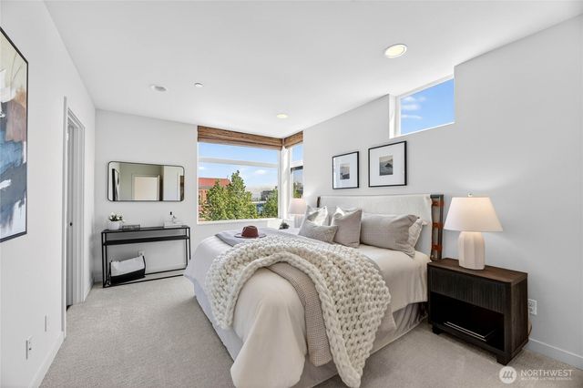 4153 California Avenue SW, Seattle, WA 98116