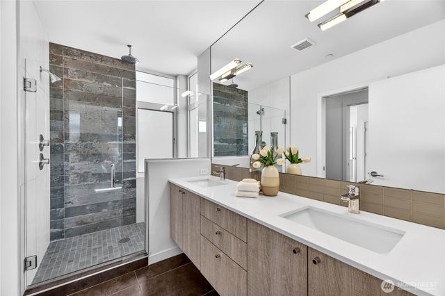 4153 California Avenue SW, Seattle, WA 98116