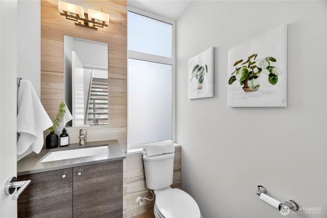4153 California Avenue SW, Seattle, WA 98116