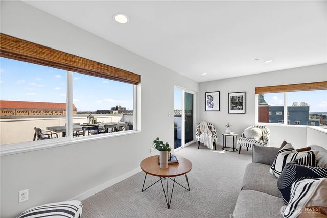 4153 California Avenue SW, Seattle, WA 98116
