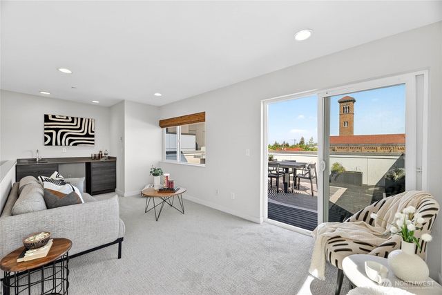 4153 California Avenue SW, Seattle, WA 98116