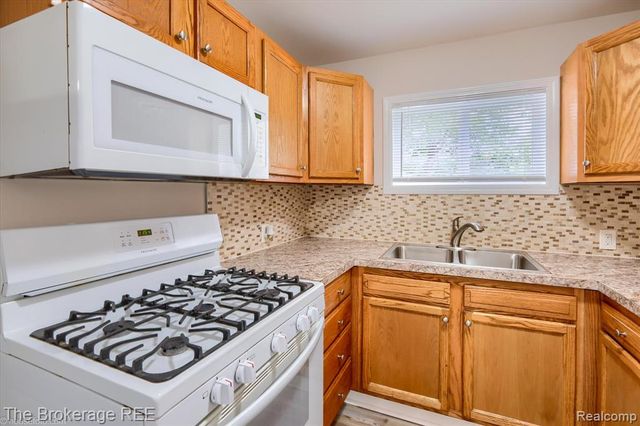 761 Louisa Street, Mount Morris, MI 48458