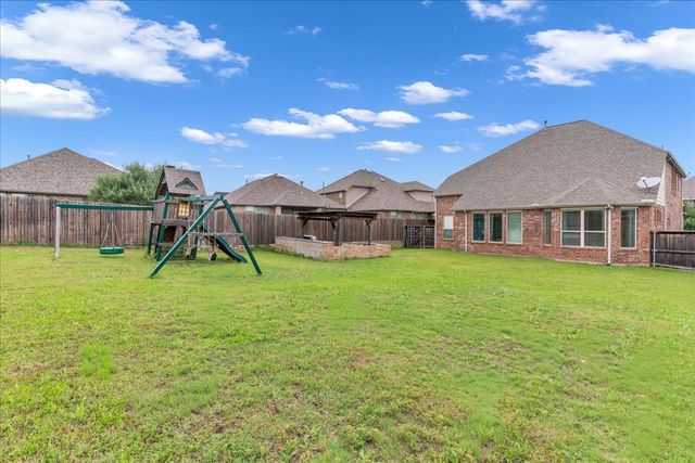 1302 Torrington Lane, Forney, TX 75126