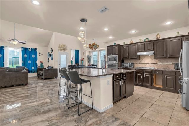 1302 Torrington Lane, Forney, TX 75126