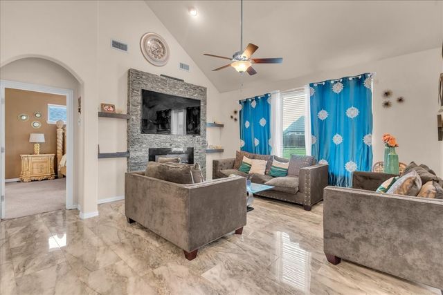 1302 Torrington Lane, Forney, TX 75126