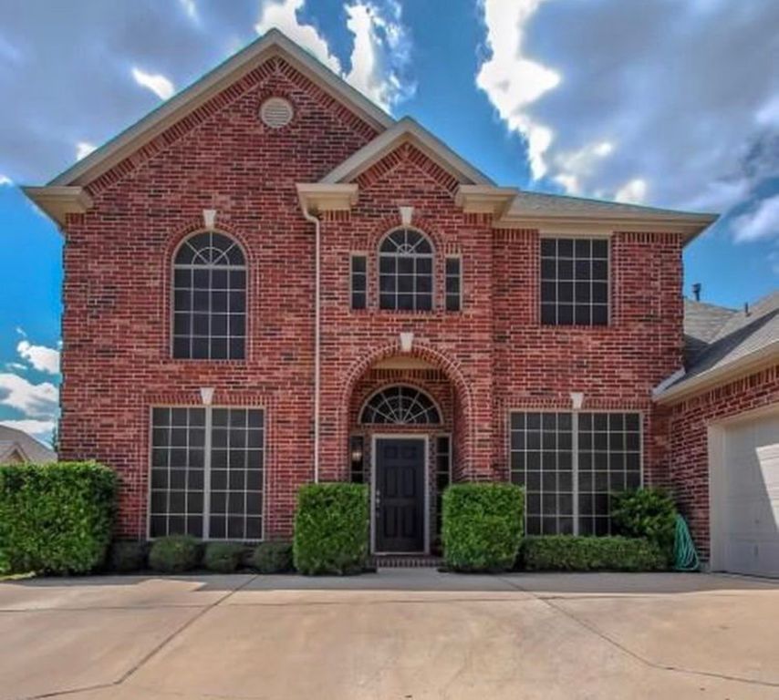 204 Granite Falls Drive, Keller, TX 76248