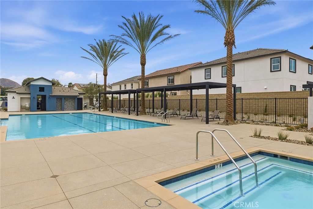 Image 3 of property listing at 33535 Mission Trail #64, Lake Elsinore, CA 92530