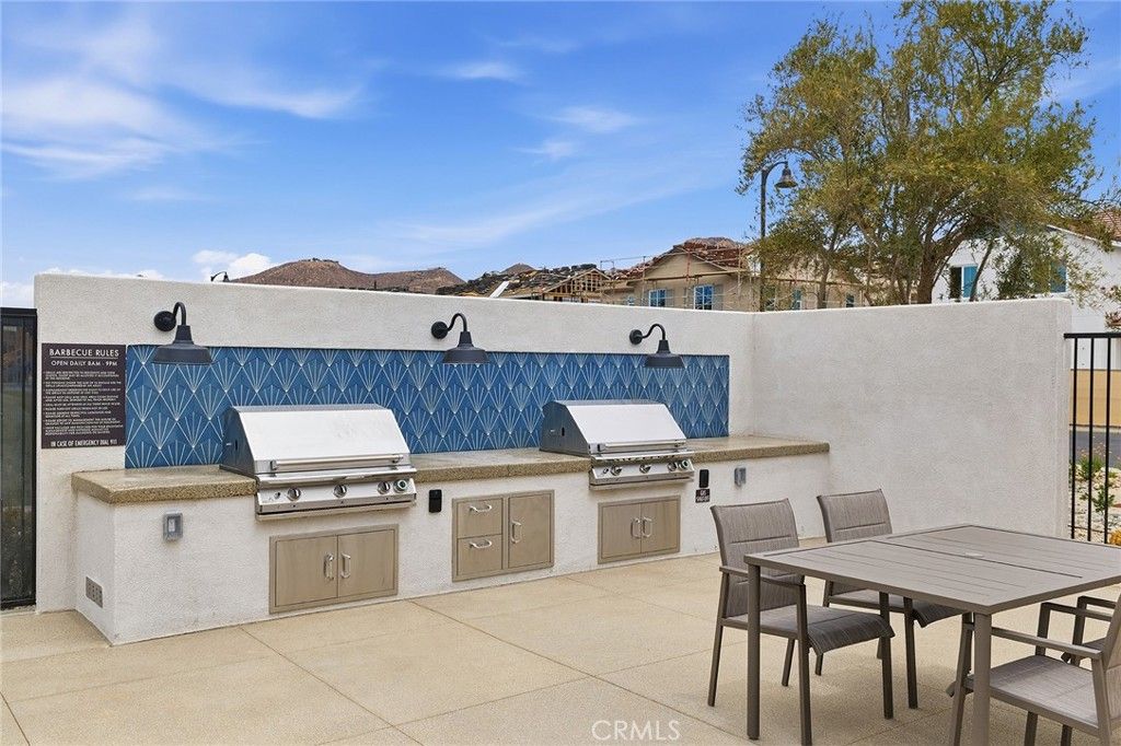 Image 6 of property listing at 33535 Mission Trail #64, Lake Elsinore, CA 92530