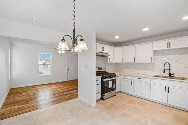 4725 Hamlett Dr, Corpus Christi, TX 78415