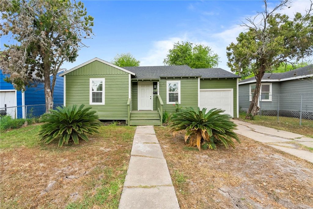 4725 Hamlett Dr, Corpus Christi, TX 78415