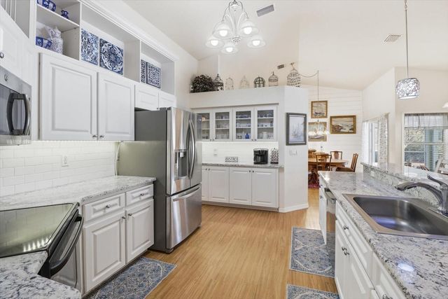 6090 W WOODSIDE CIRCLE, Crystal River, FL 34429