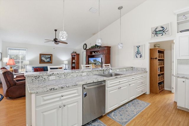 6090 W WOODSIDE CIRCLE, Crystal River, FL 34429