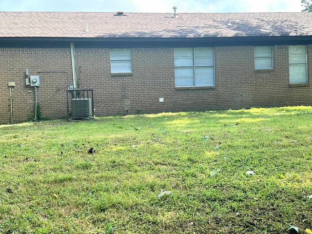 5163 BROKEN OAK DR, Memphis, TN 38127