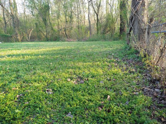 5163 BROKEN OAK DR, Memphis, TN 38127