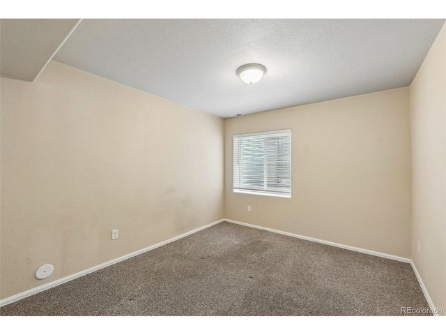6585 Sonny Blue Dr, Colorado Springs, CO 80923