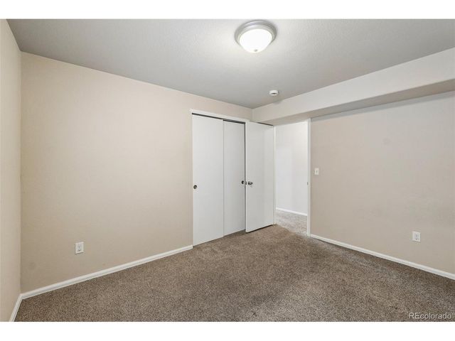 6585 Sonny Blue Dr, Colorado Springs, CO 80923