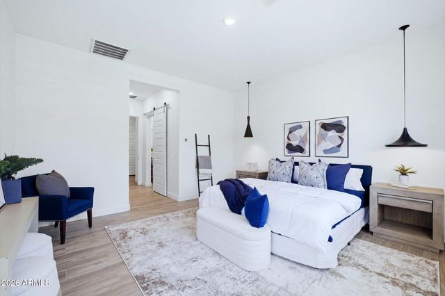 2525 E PLEASANT Lane, Phoenix, AZ 85042