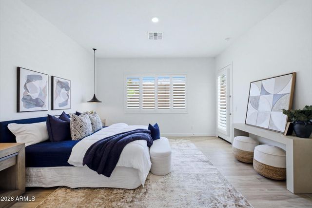 2525 E PLEASANT Lane, Phoenix, AZ 85042