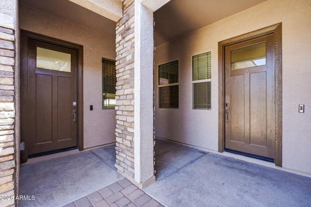 2525 E PLEASANT Lane, Phoenix, AZ 85042