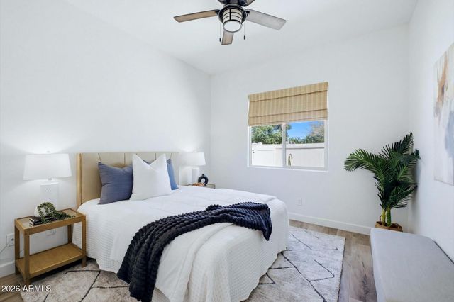 2525 E PLEASANT Lane, Phoenix, AZ 85042