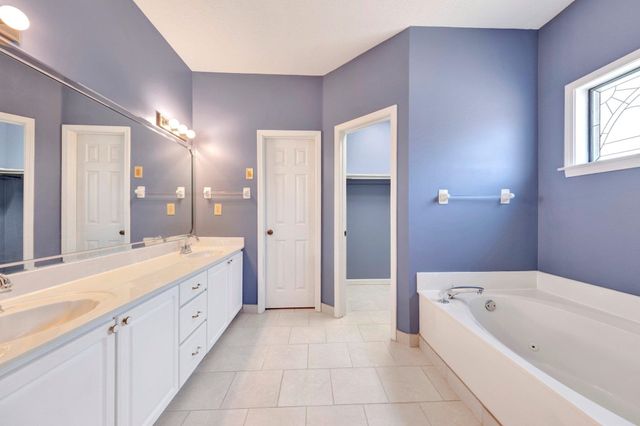 3339 PEMBROKE ELLIS CV, Bartlett, TN 38133