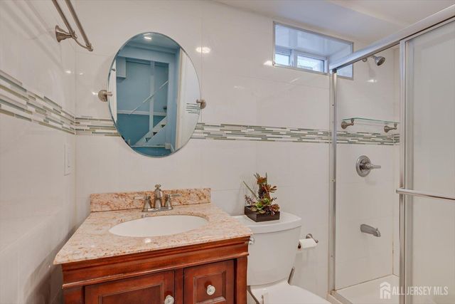 932 Eva Street, Piscataway, NJ 08854