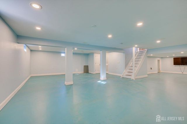 932 Eva Street, Piscataway, NJ 08854