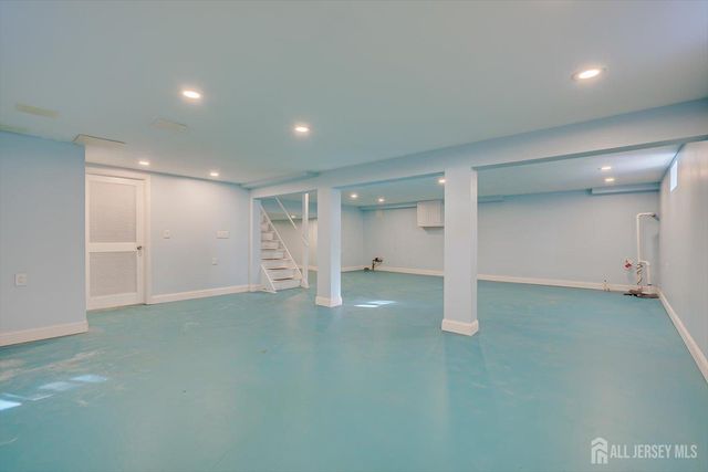 932 Eva Street, Piscataway, NJ 08854