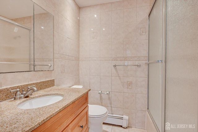 932 Eva Street, Piscataway, NJ 08854