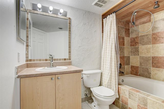 224 Villa Circle 224, Boynton Beach, FL 33435